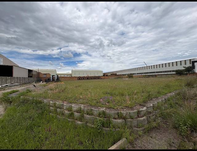3,646M² VACANT LAND FOR SALE IN VAALPARK